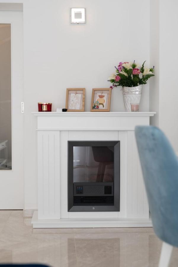 Oleandar Apartment Трогир Екстериор снимка